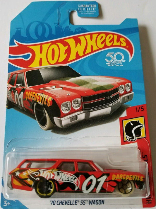 Hot Wheels 2018 #01/05 '70 Chevelle SS Wagon